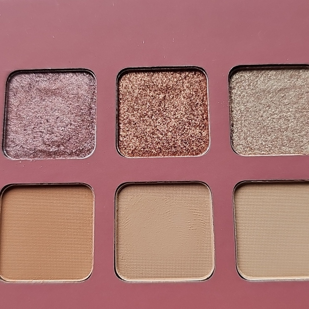 NIB Illamasqua Unveiled Artistry Palette Eyeshadow - Picture 7 of 11
